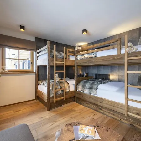 Διαμέρισμα 4 Bedroom On The 3 Floor